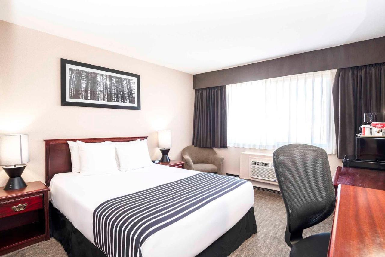 Sandman Inn Smithers Dış mekan fotoğraf